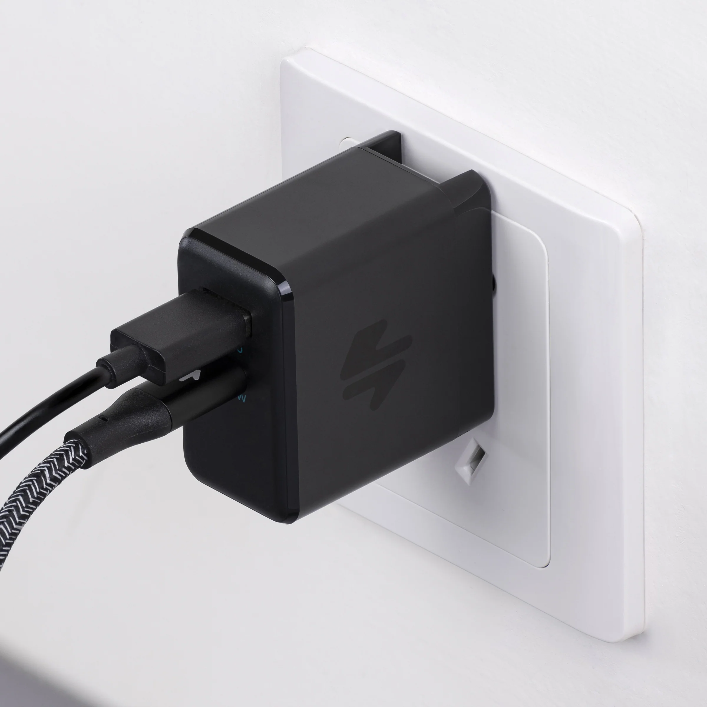 65W PD Adapter - Image 3