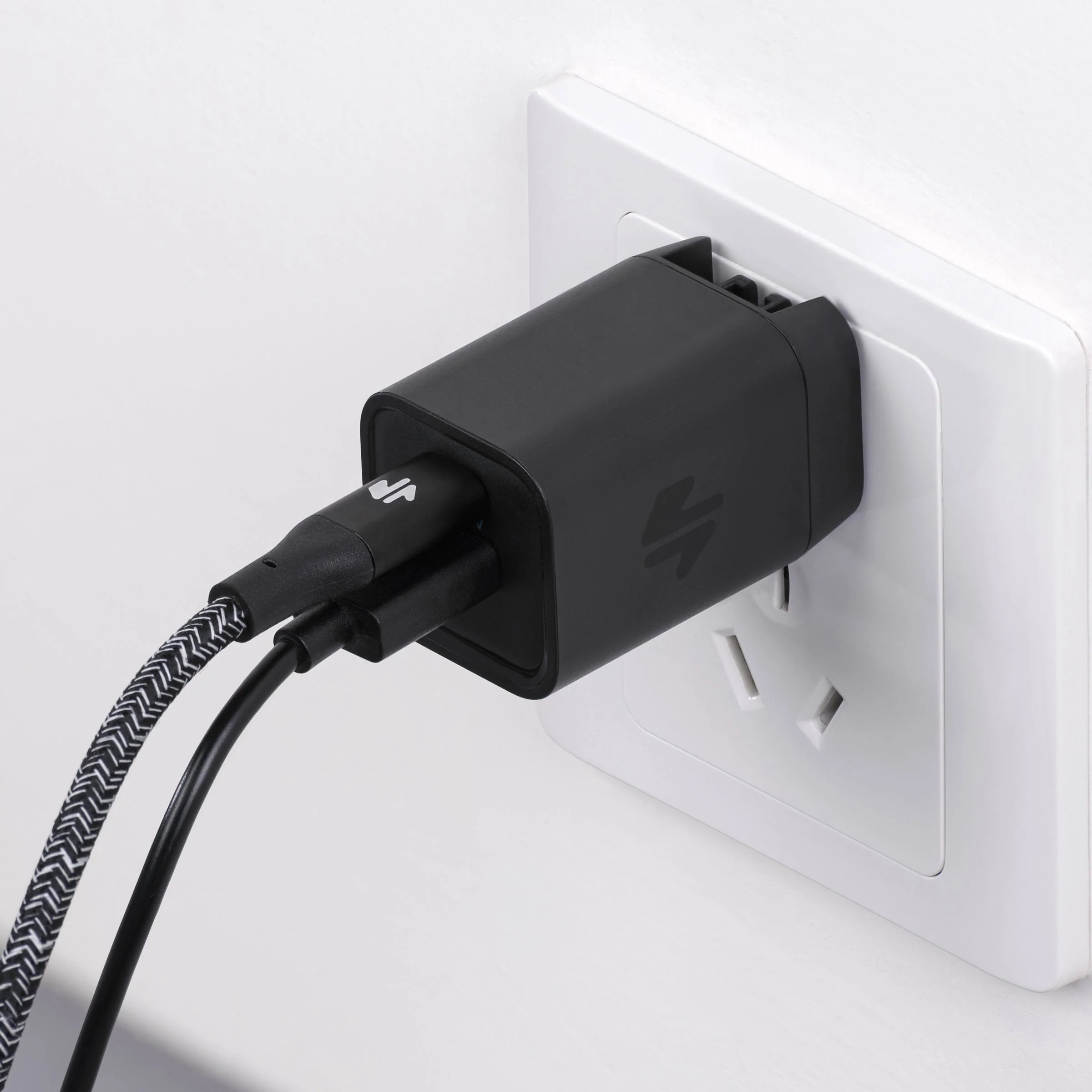 33W PD Adapter - - Image 3
